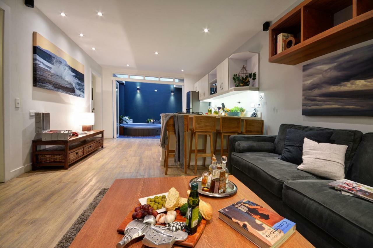 Oasis Del Poblado By Lifeafar Apartamento
